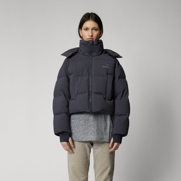 The Arrivals Jackets & Blazers - Aer Alpine Cropped Puffer The Arrivals XS NWT